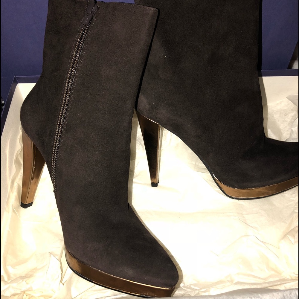 Stuart Weitzman Booties